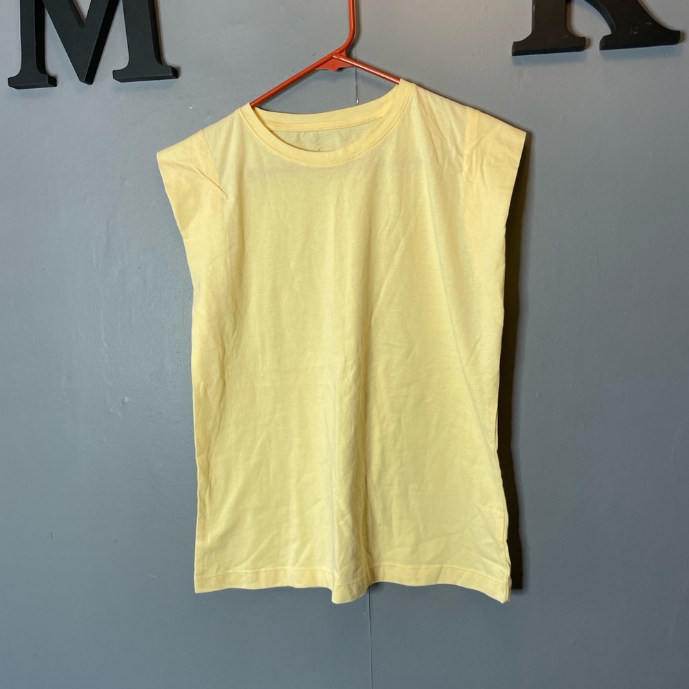 A New Day butter yellow sleeveless tank top size small